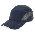 Gorra deportiva de poliéster con laterales ventilados